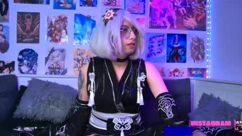 Snow and Bubble online show from 02.15.26