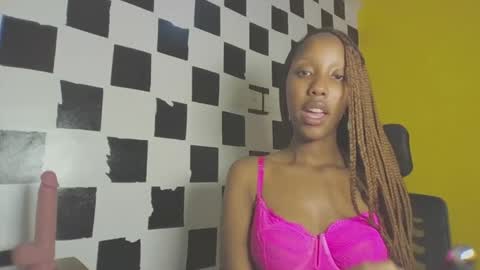 snowfox254 online show from 04.28.26