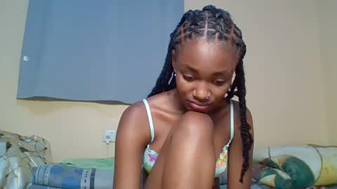 Snapshot of snowie_eyes chatting on 11.11.25 Snowie eyes online show from 11.11.25