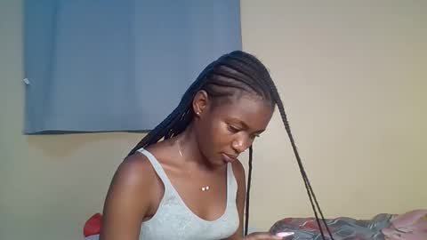 Snapshot of snowie_eyes chatting on 12.15.25 Snowie eyes online show from 12.15.25