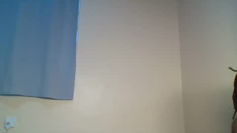 Snapshot of snowie_eyes chatting on 12.15.25 Snowie eyes online show from 12.15.25