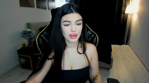 snowingwinter online show from 02.12.26