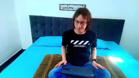 Snapshot of snowyx_ chatting on 09.25.25 Snowyx online show from 09.25.25