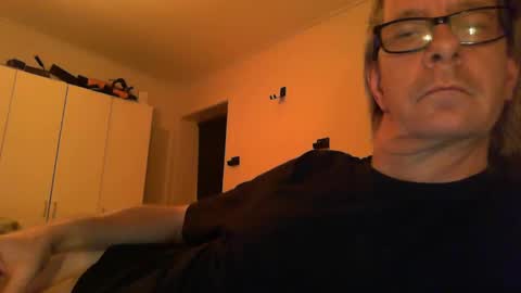 Snapshot of snub71 chatting on 02.23.25 snub71 online show from 02.23.25