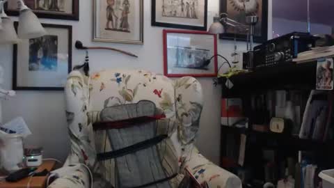 Snapshot of so_erotic_sub chatting on 11.02.25 ImYourBitch online show from 11.02.25