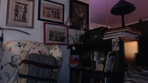 Snapshot of so_erotic_sub chatting on 11.05.25 ImYourBitch online show from 11.05.25