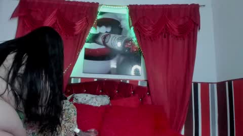 Snapshot of sobigcurvy44 chatting on 03.08.25 leidy online show from 03.08.25