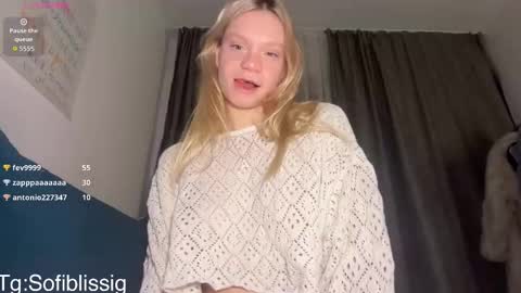 Snapshot of sof1bl1ss chatting on 03.21.26 Sofi online show from 03.21.26