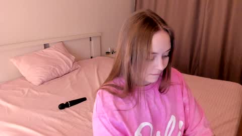 Snapshot of sofaris chatting on 01.03.25 Sophy online show from 01.03.25