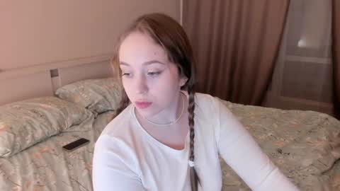 Snapshot of sofaris chatting on 01.31.25 Sophy online show from 01.31.25