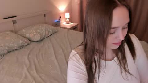 Snapshot of sofaris chatting on 02.22.25 Sophy online show from 02.22.25