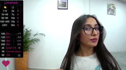 Snapshot of soffi_rousel_ chatting on 02.06.25 soffi_rousel_ online show from 02.06.25