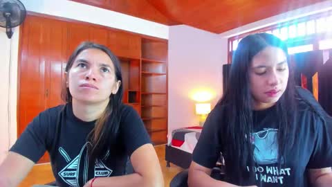 soffy and mia online show from 10.10.25