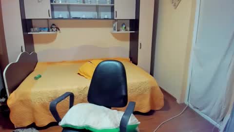 Soffy online show from 04.25.26