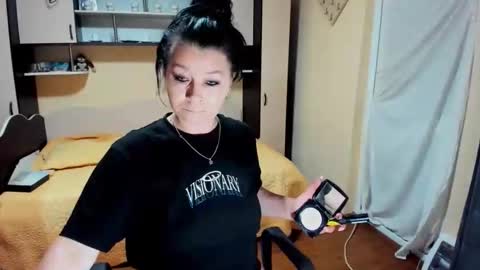 Snapshot of soffy_skye chatting on 05.08.26 Soffy online show from 05.08.26