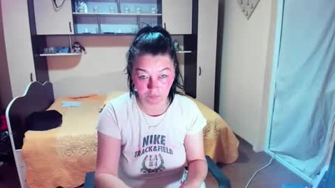 Snapshot of soffy_skye chatting on 05.20.26 Soffy online show from 05.20.26