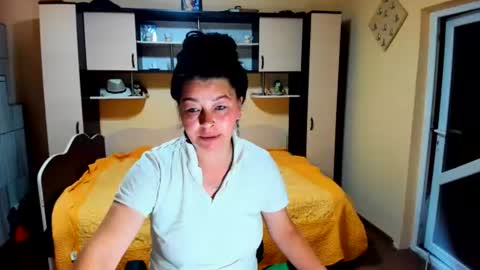 Snapshot of soffy_skye chatting on 06.23.26 Soffy online show from 06.23.26