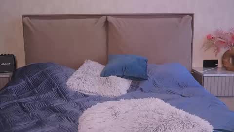 soffyasi online show from 10.25.25