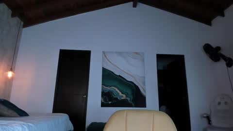 Snapshot of sofi_moreno chatting on 12.05.25 Sofi online show from 12.05.25