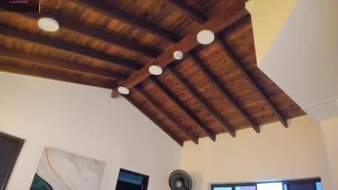 Snapshot of sofi_moreno chatting on 12.21.25 Sofi online show from 12.21.25