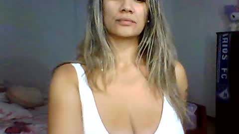 Snapshot of sofi_vip19 chatting on 08.10.26 sofi_vip19 online show from 08.10.26