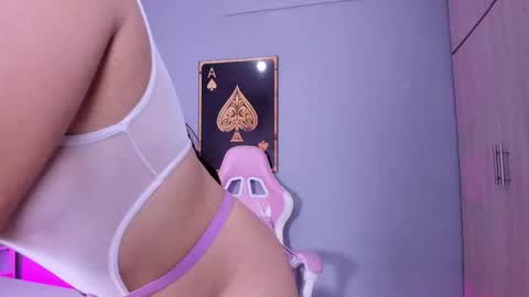 sofia__salazar online show from 02.20.26