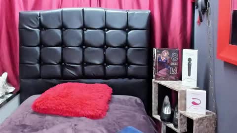 Miss Sofi online show from 03.12.26