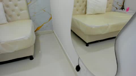 sofia_echeverri online show from 04.21.26