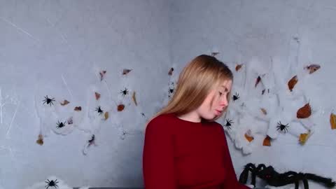 Snapshot of sofia_here chatting on 10.14.25 Sofia here online show from 10.14.25