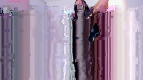 Sofia Jo                                                                                            IG sofisj023 online show from 05.05.26