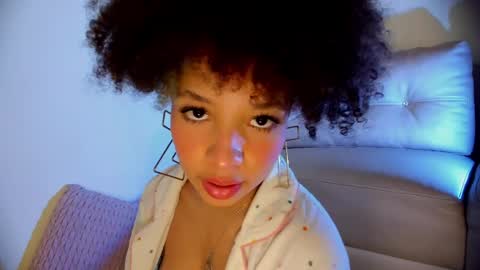 S O F I A  online show from 05.04.26