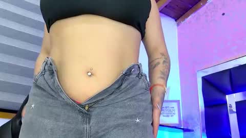 Sofia online show from 10.16.25