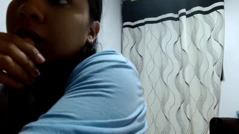 Snapshot of sofia_rios07 chatting on 10.26.25 IG  online show from 10.26.25