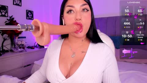 Snapshot of sofia_riot1 chatting on 02.03.25 sofia online show from 02.03.25