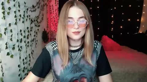 sofia_rosemary online show from 09.28.25