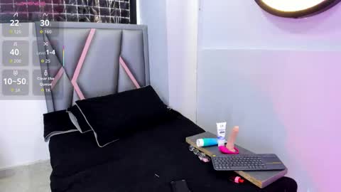 Sofa online show from 11.17.25