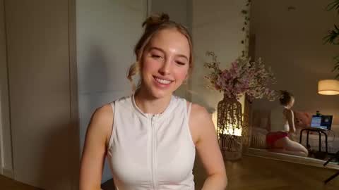 Snapshot of sofiaaaxoxoxo chatting on 02.24.26 Sofia online show from 02.24.26