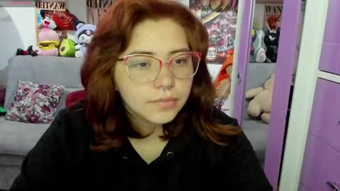 Snapshot of sofiacammy chatting on 12.22.24 Sofia online show from 12.22.24