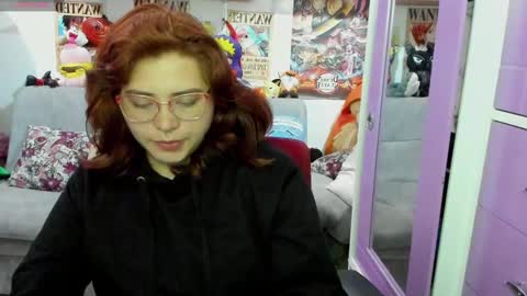 Snapshot of sofiacammy chatting on 12.23.24 Sofia online show from 12.23.24