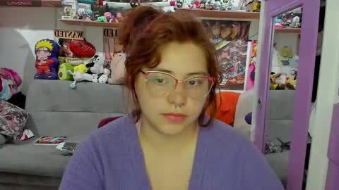 Snapshot of sofiacammy chatting on 01.10.25 Sofia online show from 01.10.25