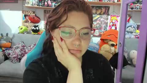 Snapshot of sofiacammy chatting on 09.27.25 Sofia online show from 09.27.25