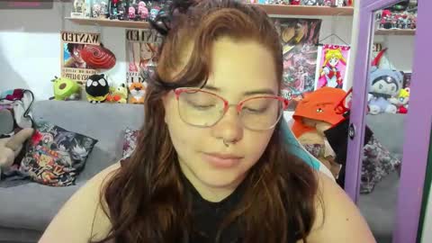 Snapshot of sofiacammy chatting on 09.29.25 Sofia online show from 09.29.25