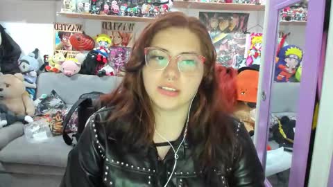 Snapshot of sofiacammy chatting on 10.16.25 Sofia online show from 10.16.25
