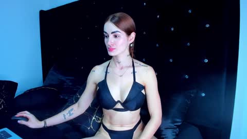 Snapshot of sofiacarter__ chatting on 01.26.25 SofiaCarter online show from 01.26.25