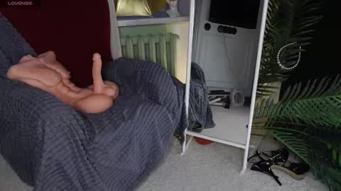 Snapshot of sofiafoster chatting on 11.14.25 Sofia online show from 11.14.25