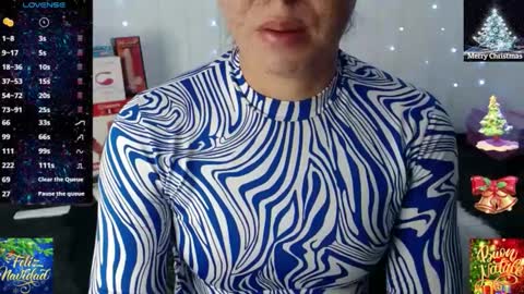 Snapshot of sofiamadisson chatting on 12.19.24 Sofia Madisson online show from 12.19.24