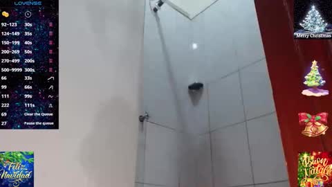 Snapshot of sofiamadisson chatting on 12.21.24 Sofia Madisson online show from 12.21.24