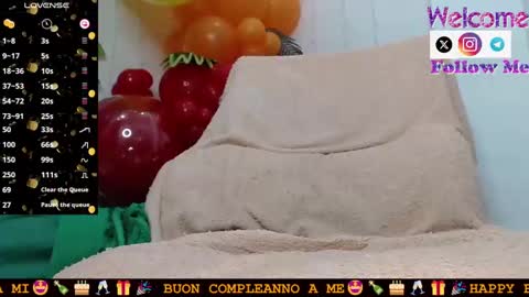 Snapshot of sofiamadisson chatting on 01.28.25 Sofia Madisson online show from 01.28.25