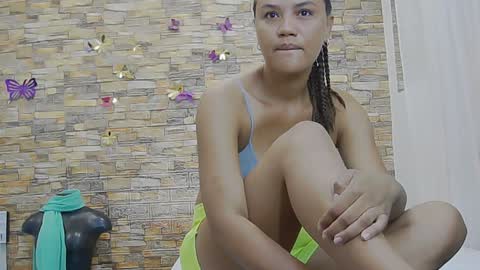 Snapshot of sofianena chatting on 01.03.25 love online show from 01.03.25