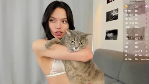 Snapshot of sofiasimons chatting on 02.24.25 Sofia online show from 02.24.25